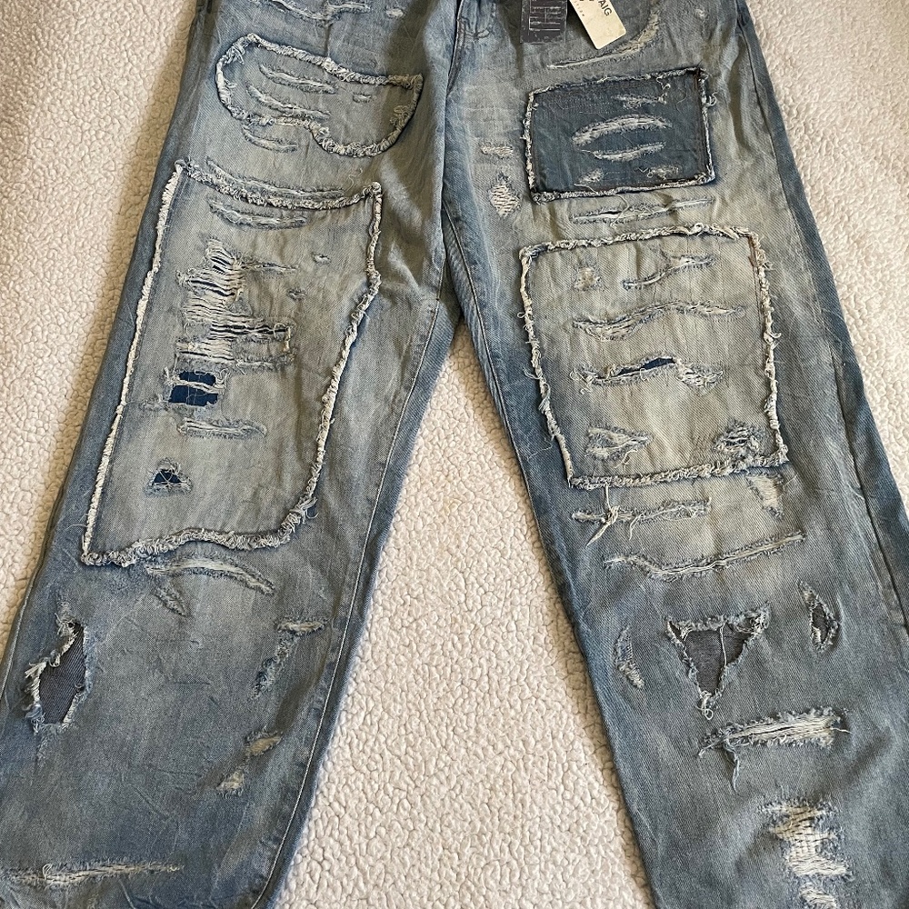 Jeans - Picture 2 of 2
